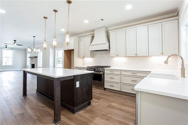 2044 Bennett Road, Grayson, GA 30017