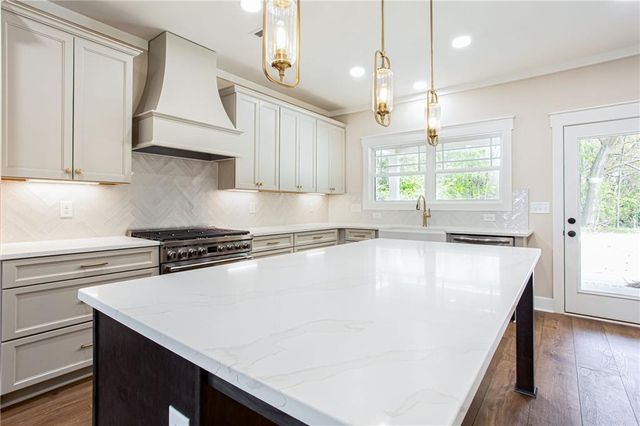 2044 Bennett Road, Grayson, GA 30017