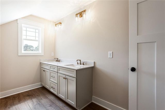 2044 Bennett Road, Grayson, GA 30017