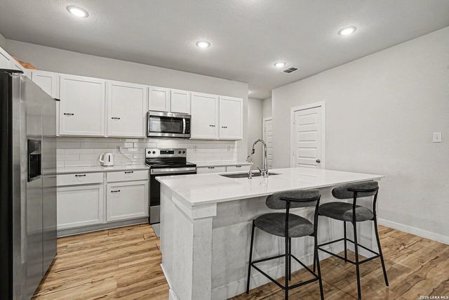 4750 Sahara Vlys, San Antonio, TX 78222