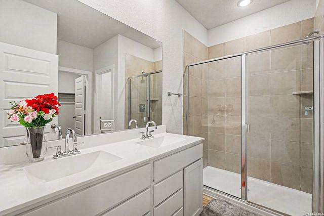 4750 Sahara Vlys, San Antonio, TX 78222