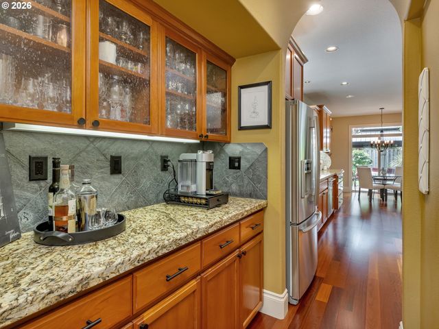 14888 Se HOLLAND Loop, Happy Valley, OR 97086
