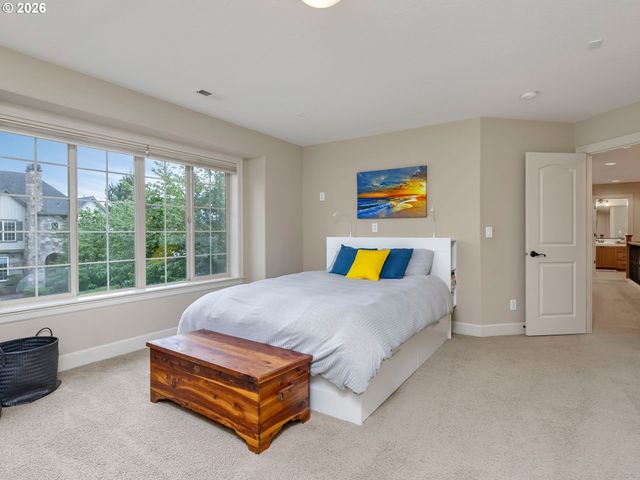 14888 Se HOLLAND Loop, Happy Valley, OR 97086