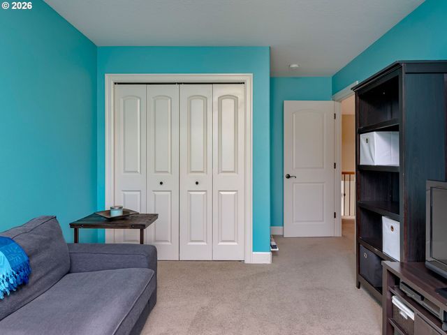 14888 Se HOLLAND Loop, Happy Valley, OR 97086