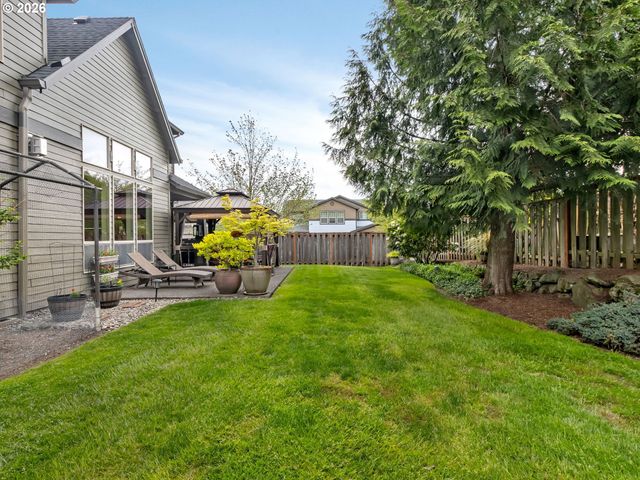 14888 Se HOLLAND Loop, Happy Valley, OR 97086