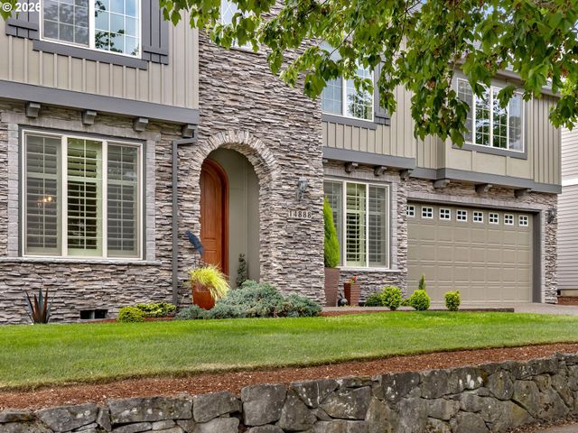 14888 Se HOLLAND Loop, Happy Valley, OR 97086