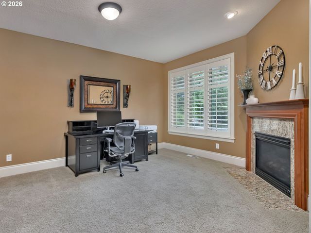 14888 Se HOLLAND Loop, Happy Valley, OR 97086
