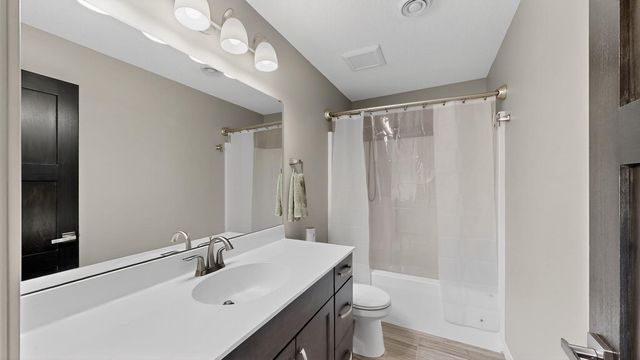 2285 Orion Street SW, Rochester, MN 55902