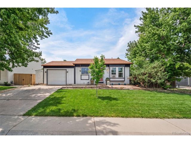 1927 Cathay Ct, Aurora, CO 80011