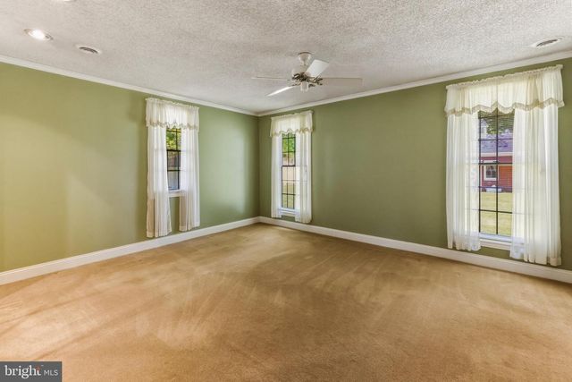 554 LYNN AVE, West Deptford, NJ 08096