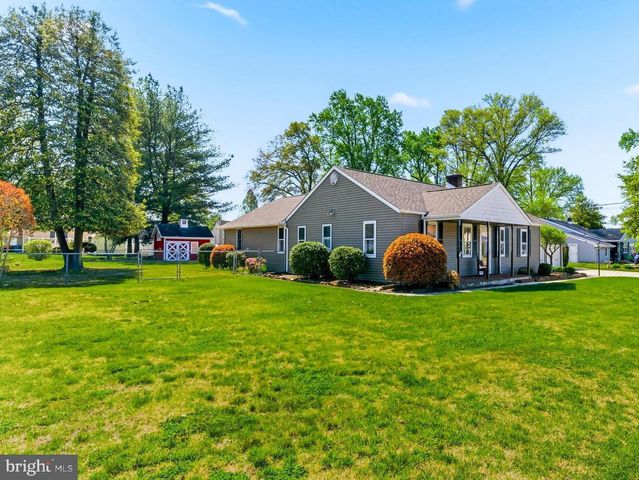 554 LYNN AVE, West Deptford, NJ 08096
