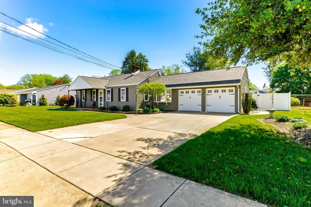 554 LYNN AVE, West Deptford, NJ 08096