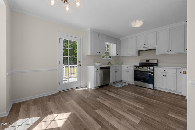 60 Candlewood Drive, Zebulon, NC 27597