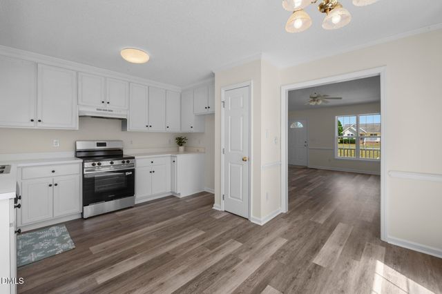 60 Candlewood Drive, Zebulon, NC 27597