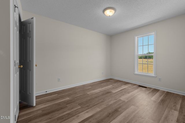 60 Candlewood Drive, Zebulon, NC 27597