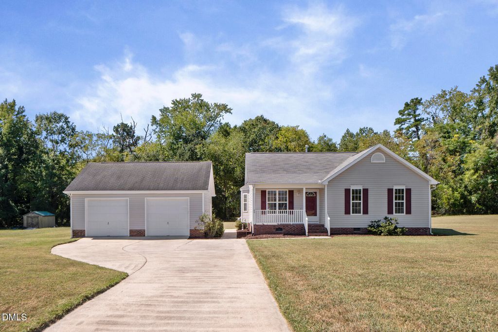 60 Candlewood Drive, Zebulon, NC 27597