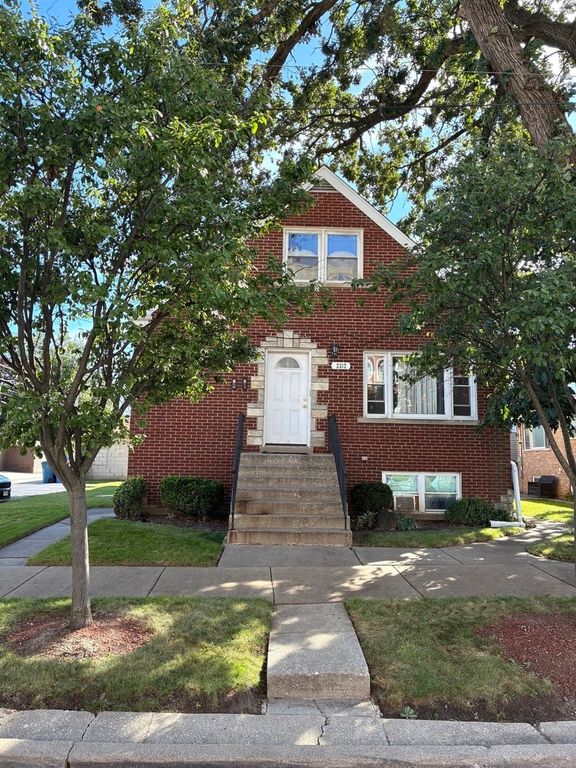 2312 Division Street 2, Melrose Park, IL 60160