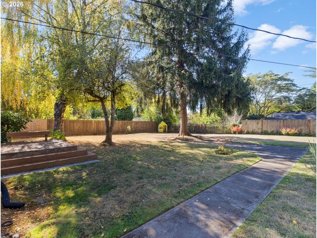 6407 Sw 47TH Pl, Portland, OR 97221