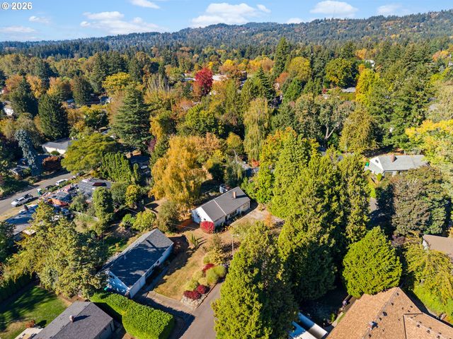 6407 Sw 47TH Pl, Portland, OR 97221