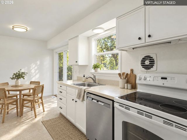 6407 Sw 47TH Pl, Portland, OR 97221