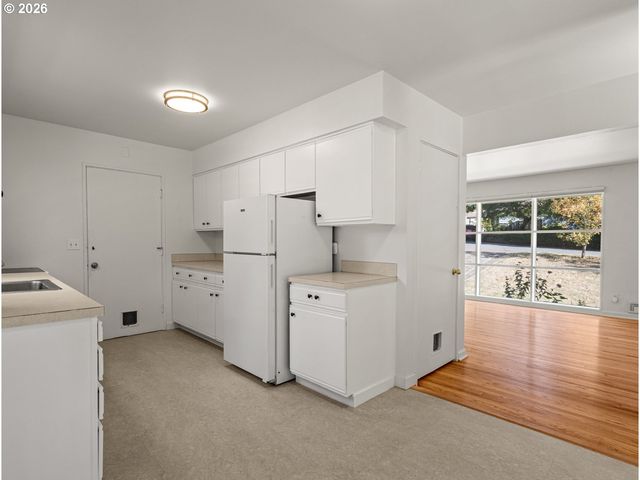 6407 Sw 47TH Pl, Portland, OR 97221