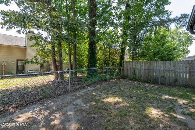 1934 White Hollow Drive A, Greenville, NC 27858