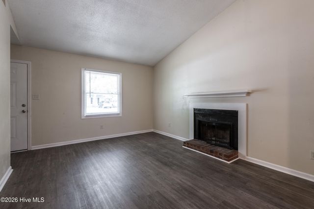 1934 White Hollow Drive A, Greenville, NC 27858