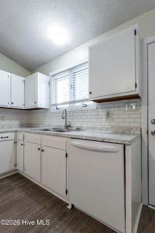 1934 White Hollow Drive A, Greenville, NC 27858
