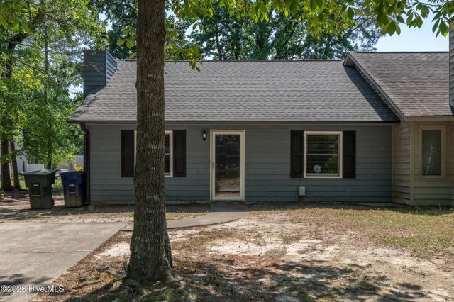 1934 White Hollow Drive A, Greenville, NC 27858