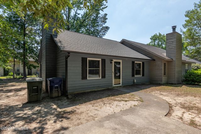 1934 White Hollow Drive A, Greenville, NC 27858