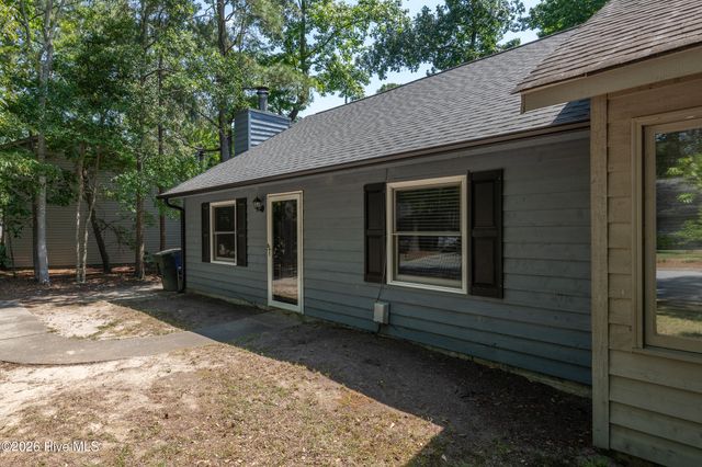 1934 White Hollow Drive A, Greenville, NC 27858