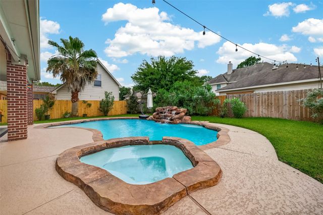 2602 Falcon Knoll Lane, Katy, TX 77494