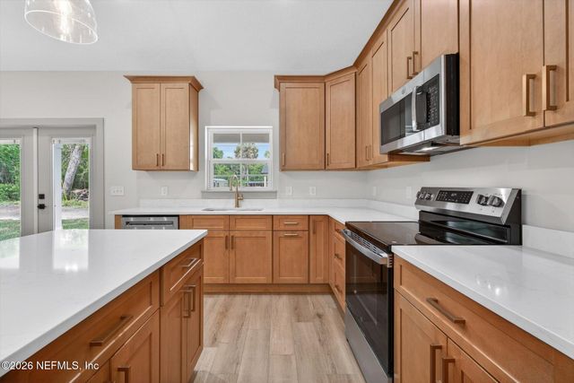 231 E STATE ROAD 100, San Mateo, FL 32187