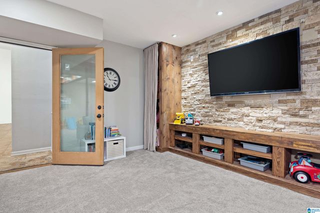 4010 MEADOWOOD DRIVE, Birmingham, AL 35242