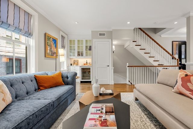 28 Bradford St, Boston, MA 02118