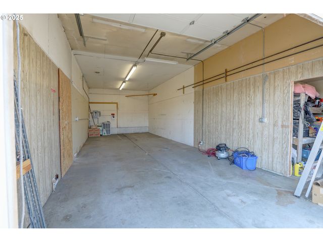 702 MYRTLE St, The Dalles, OR 97058