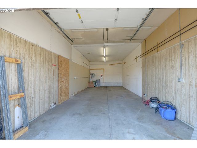 702 MYRTLE St, The Dalles, OR 97058