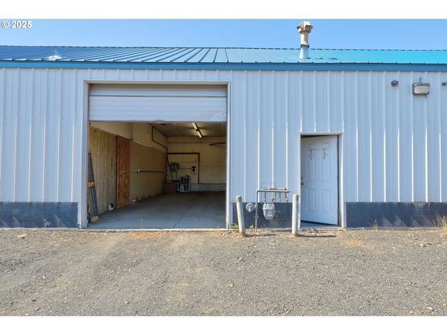 702 MYRTLE St, The Dalles, OR 97058