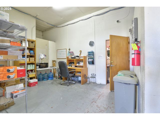 702 MYRTLE St, The Dalles, OR 97058