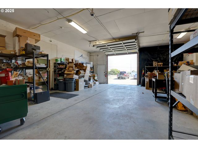 702 MYRTLE St, The Dalles, OR 97058