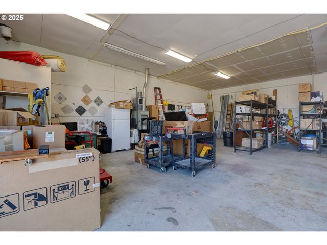 702 MYRTLE St, The Dalles, OR 97058