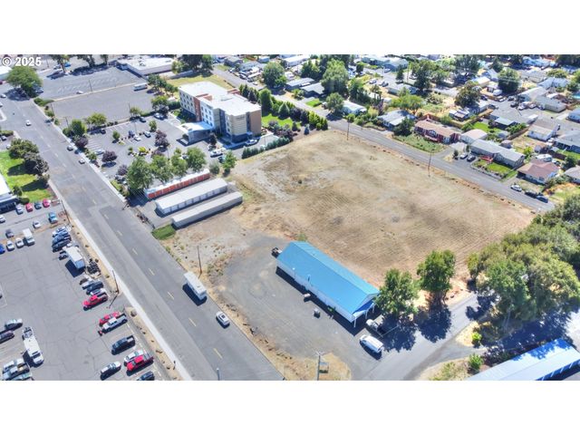 702 MYRTLE St, The Dalles, OR 97058