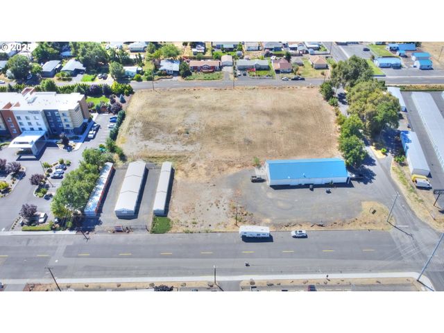 702 MYRTLE St, The Dalles, OR 97058