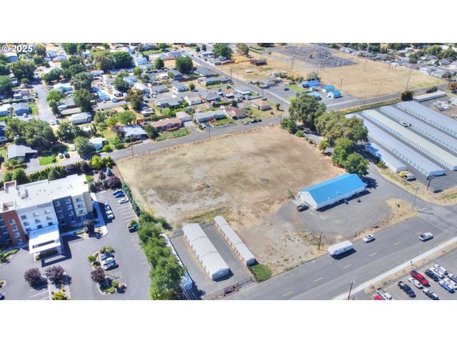 702 MYRTLE St, The Dalles, OR 97058