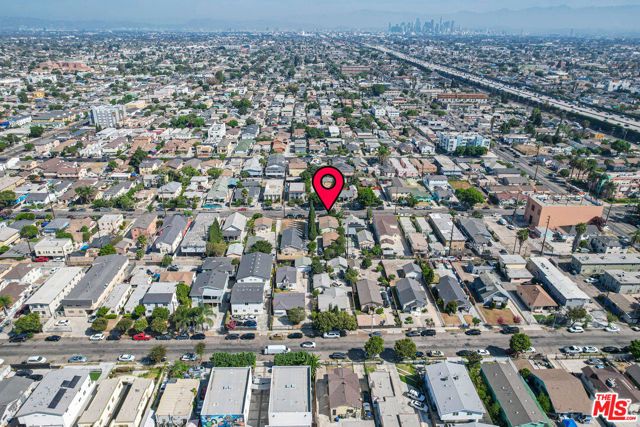 606 W 78th Street, Los Angeles, CA 90044