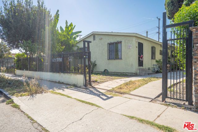 606 W 78th Street, Los Angeles, CA 90044