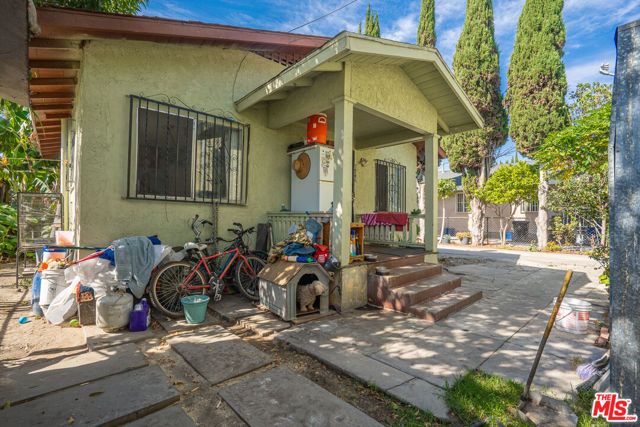 606 W 78th Street, Los Angeles, CA 90044