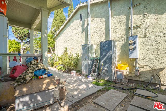 606 W 78th Street, Los Angeles, CA 90044