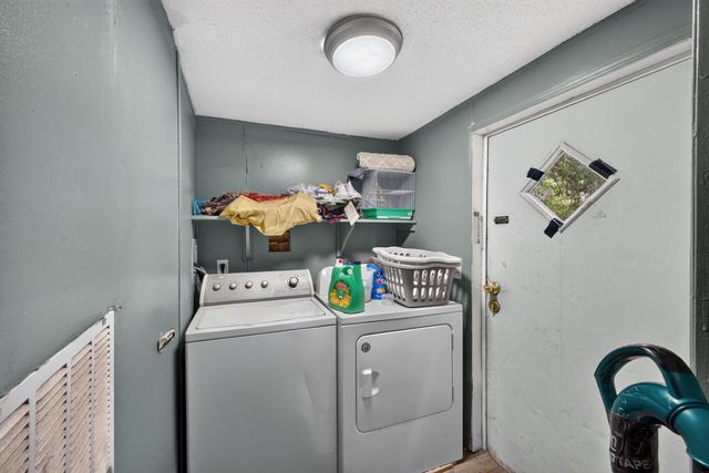 137 Glencrest Drive, Gaston, SC 29053