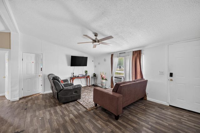 137 Glencrest Drive, Gaston, SC 29053